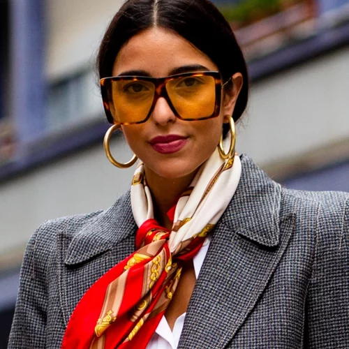 10 fashion approved τρόποι για να φορέσεις το τζιν παντελόνι φέτος το φθινόπωρο