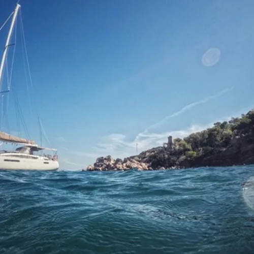 Αίθριος καιρός σήμερα με θερμοκρασίες έως 30 βαθμούς και ανέμους 6 μποφόρ