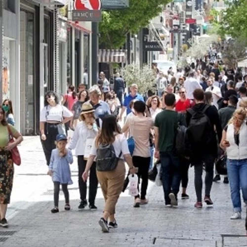 Έρευνα | Η Γενιά Χ στην Ελλάδα διαδραματίζει καθοριστικό ρόλο στην καταναλωτική οικονομία