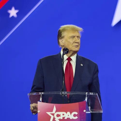 Donald Trump | Το επιθετικό μήνυμά του στα social media για τα Όσκαρ και η απάντηση του Jimmy Kimmel