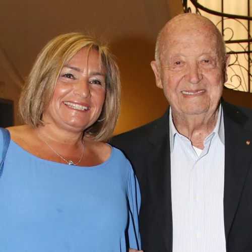 Η Λουκίλα Καρρέρ στην πρώτη εμφάνιση μετά τον θάνατο του Μίμη Πλέσσα: "Έκανα τρεις μήνες να βγω από τον λήθαργό μου"