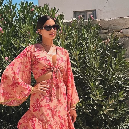 Η Σταματίνα Τσιμτσιλή προτείνει πώς να φτιάξεις τη βαλίτσα των διακοπών χωρίς να πάρεις μαζί όλη τη ντουλάπα