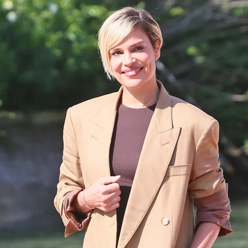 Τα blazers που θα φορέσουμε στο repeat το 2024