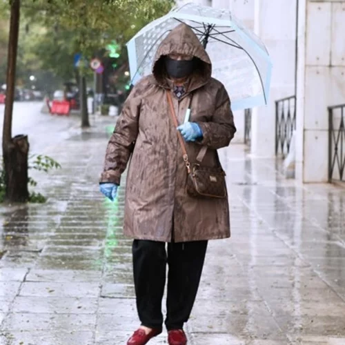 Επιδεινώνεται σήμερα ο καιρός | Βροχές, καταιγίδες και χιόνια στα ορεινά - Ποιες περιοχές θα επηρεαστούν