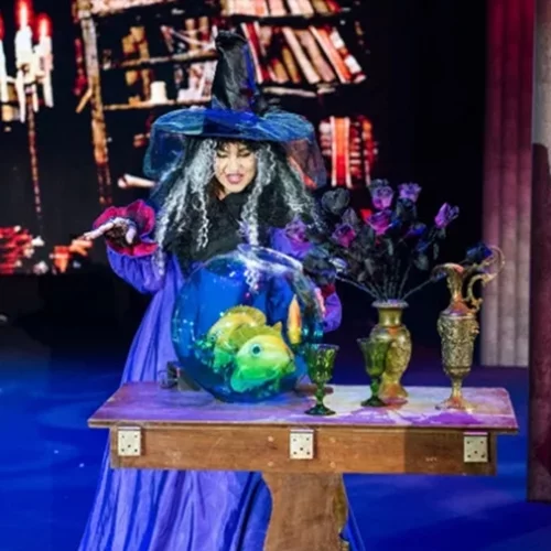 Η "Φρικαντέλα" του Ευγένιου Τριβιζά έρχεται στο Christmas Theater