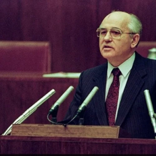 Παγκόσμια συγκίνηση για το θάνατο του Μ. Γκορμπατσόφ - Κ.Σακελλαροπούλου | Έμαθε στη χώρα του τι σημαίνει μεταρρύθμιση και διαφάνεια