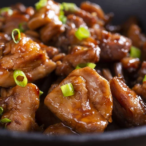 Kοτόπουλο με barbeque sauce και πατάτες - Ένα γεύμα με υψηλή περιεκτικότητα σε πρωτεΐνη