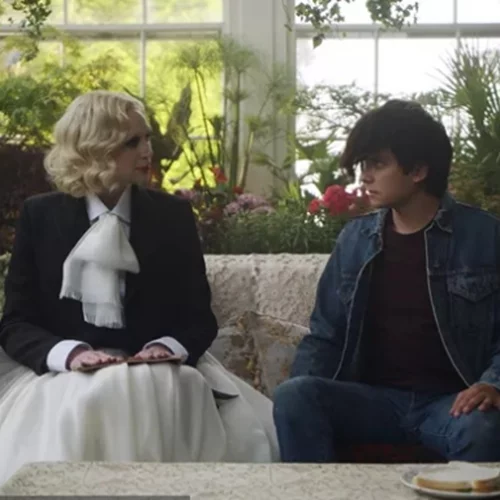 Peter Strickland, τι κοινό έχουν ο Σάκης Ρουβάς και ο Μάκης Παπαδημητρίου;