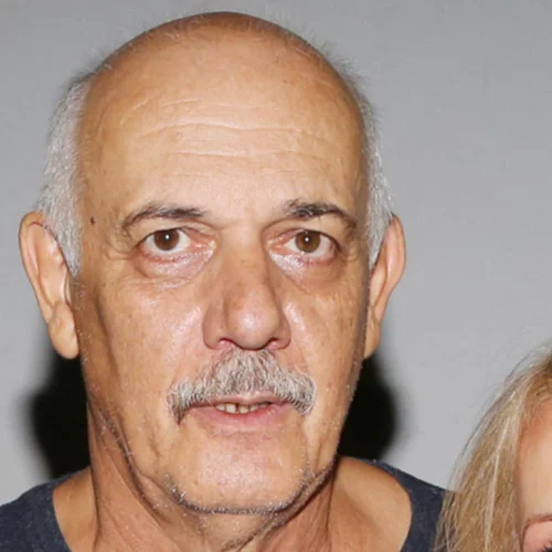 Στην αντεπίθεση ο Γιώργος Κιμούλης | Η απάντηση της Δώρας Χρυσικού για την αγωγή του ηθοποιού: "Ανάρμοστο να ρωτάμε ακόμα "γιατί τώρα""