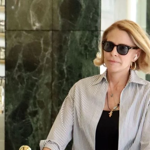 Τζένη Μπαλατσινού | Κόβει την (πιο πρωτότυπη) βασιλόπιτα