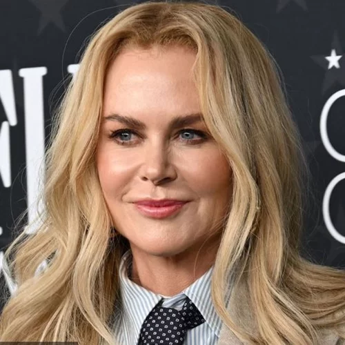 Το ολοκαίνουριο, icy blonde καρέ κούρεμα της Nicole Kidman είναι η έμπνευση που χρειαζόσουν φέτος την άνοιξη