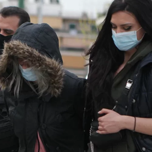 Ρούλα Πισπιρίγκου μέσα από τη φυλακή | "Κοινώνησα και εξομολογήθηκα - Μου έφεραν φωτογραφίες των παιδιών"