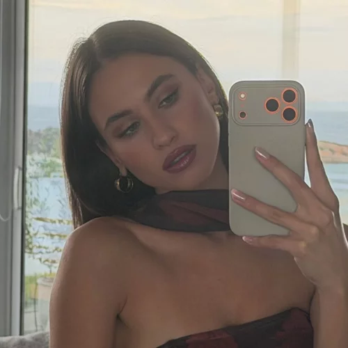 Closet Goals | Η Σμαράγδα Σακελλαρίου θέλει να αποκτήσει την τσάντα που θα αντικαταστήσει την κλασική μαύρη