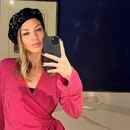 Αλεξάνδρα Νικολαΐδου | Η εμφάνιση σε οικογενειακή γιορτή