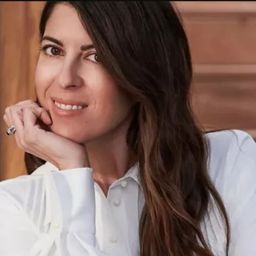 H Ελβίρα Παναγιωτοπούλου αναλαμβάνει Shoe Designer Consultant στο brand Off-White