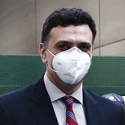 Ανοίγει τη Δευτέρα το λιανεμπόριο με "κόφτη" 3 ωρών - Μόνο Σαββατοκύριακα οι διαδημοτικές μετακινήσεις