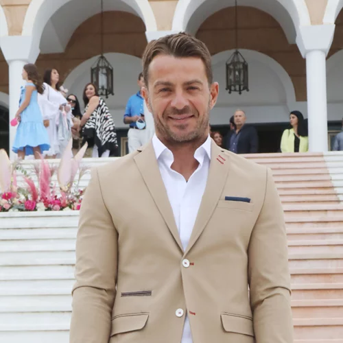 Γιώργος Αγγελόπουλος | Έγινε κουμπάρος στην Κρήτη (εικόνες)