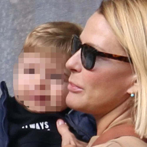 Παναγιώτης Κικίλιας | Ο κατάξανθος γιος της Τζένης Μπαλατσινού είναι καλλιτεχνική φύση