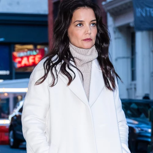 Πώς θα είσαι ultra chic μ' ένα παλτό τον χειμώνα | Η Katie Holmes έκανε μία διαχρονική επιλογή