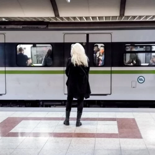 Μέσα Μαζικής Μεταφοράς | Πρόστιμο 100 ευρώ για όσους δεν έχουν εισιτήριο, έως €40.000 για τις φθορές - Τι αλλάζει