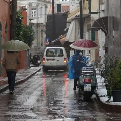 Επιδείνωση του καιρού: Ισχυρές βροχές και καταιγίδες - Ποιες περιοχές θα επηρεαστούν