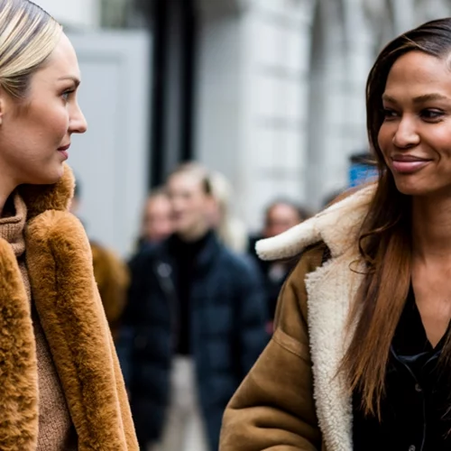 Trend Alert | Όλες οι fashionistas που ακολουθούμε φορούν αυτό το style combo