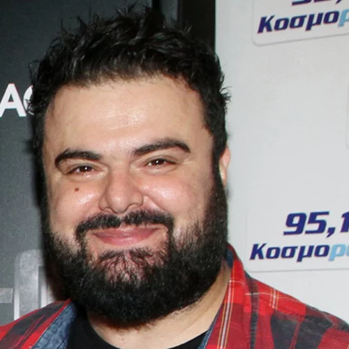 Ηλίας Καμπακάκης | Η απάντηση στους ισχυρισμούς της πρώην συντρόφου του για τις κατηγορίες περί ξυλοδαρμού