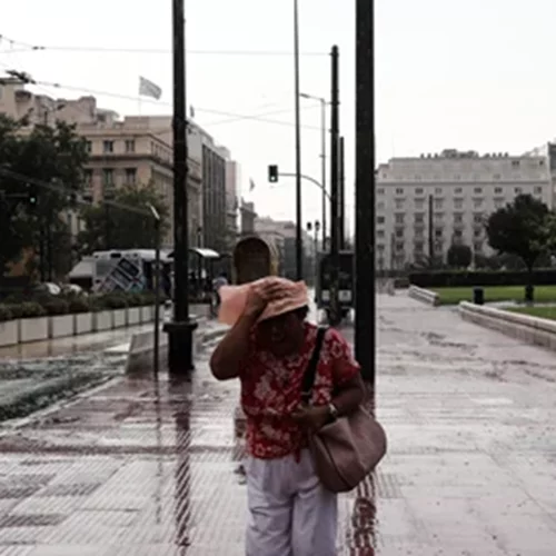 Κακοκαιρία Genesis | Καταιγίδες, χαλάζι και επικίνδυνα φαινόμενα - Πού θα "χτυπήσει" τις επόμενες ώρες