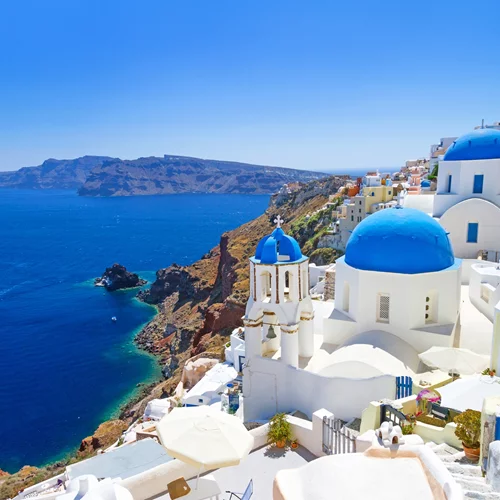 Σαντορίνη: Κατολίσθηση στο Ημεροβίγλι - Σύννεφο σκόνης και βράχια σκέπασαν την περιοχή