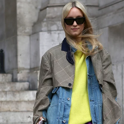 Πάτησες snooze στο ξυπνητήρι και έχεις αργήσει; 3 tips για να ντυθείς κομψά χωρίς προσπάθεια