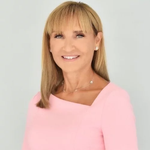 Η Μάρα Ζαχαρέα ποζάρει με τη μητέρα της | Δείτε τη φωτογραφία