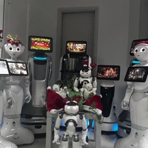 Ρομπότ λένε τα κάλαντα και ο Pepper αναλαμβάνει ρόλο βοηθού Αϊ- Βασίλη