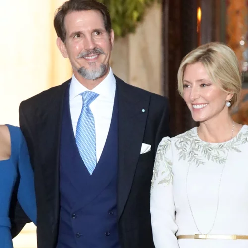 Marie Chantal & Μαρία Ολυμπία Γλίξμπουργκ | Τα κομψά looks μητέρας και κόρης την ημέρα των Χριστουγέννων