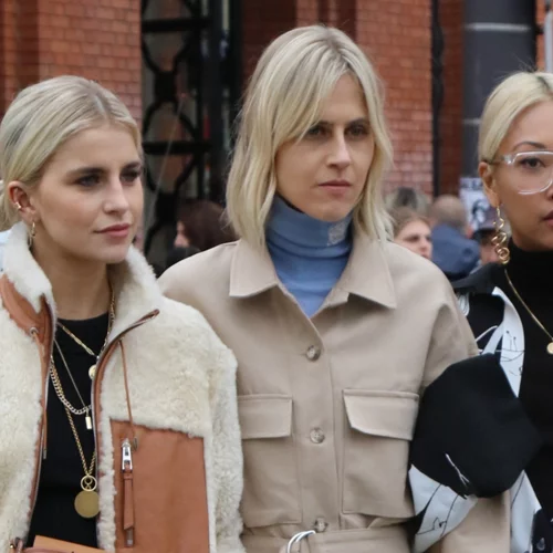 Δυσκολεύεσαι να καταλήξεις στο στιλ που σου ταιριάζει; Αυτές είναι οι στιλιστικές συμβουλές που εμπιστεύονται οι fashion experts