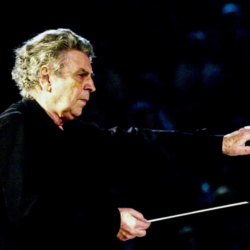 Η ιστορία που διηγούνταν οι Έλληνες μετανάστες στην Αμερική για τον Μίκη Θεοδωράκη