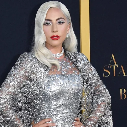 Lady Gaga | 20 iconic looks της στο κόκκινο χαλί