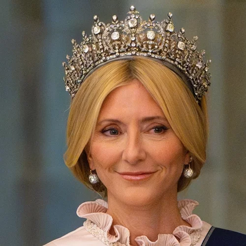 Marie-Chantal | Αυτοί είναι οι αγαπημένοι της αντιγηραντικοί οροί προσώπου