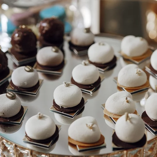 Εορτολόγιο | Ποιος γιορτάζει σήμερα, 16 Ιουλίου