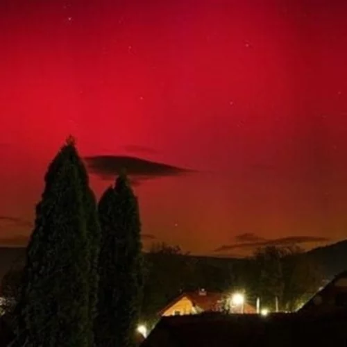 Μαγικές εικόνες: Το "Βόρειο Σέλας" ορατό σε περιοχές της Βόρειας Ελλάδας