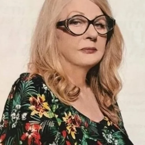 Άννα Παναγιωτοπούλου | Το "αντίο" της φωτογράφου Ολυμπίας Κρασαγάκη και μια άγνωστη ιστορία