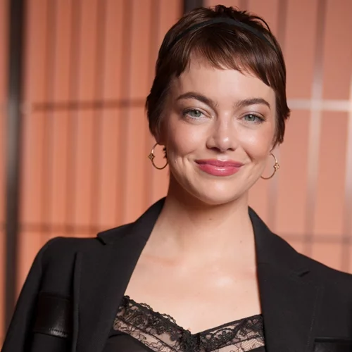 Μέχρι 12 ευρώ | Τα οικονομικά concealers που θα εξαφανίσουν μαύρους κύκλους και ατέλειες