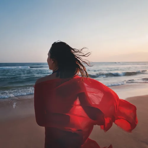 Καιρός | Στα ύψη η θερμοκρασία με ισχυρούς ανέμους - Ακραίος κίνδυνος για πυρκαγιές