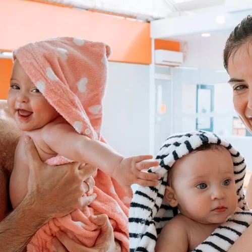 Σάκης Τανιμανίδης | Κοιμήθηκε αγκαλιά με την κόρη του και δημοσίευσε το πιο cute βίντεο