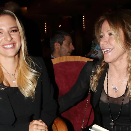 Εριέττα Κούρκουλου | Η εγκυμονούσα μάς δείχνει το τατουάζ με το πρόσωπο της μητέρας της, Μαριάννας Λάτση (pic)