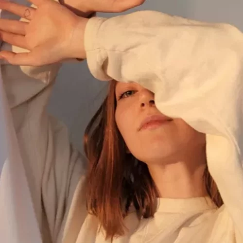 Στα 20, τα 30, τα 40 | Πώς η ηλικία μιας γυναίκας διαμορφώνει τον χαρακτήρα της