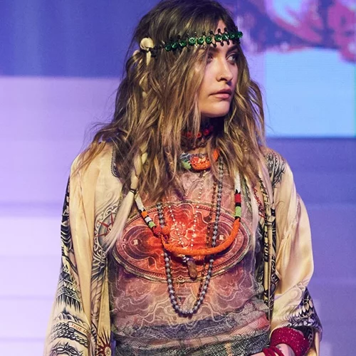 Paris Jackson | "Ο πατέρας μου μού έδωσε πολύ περισσότερα από μια περιουσία"