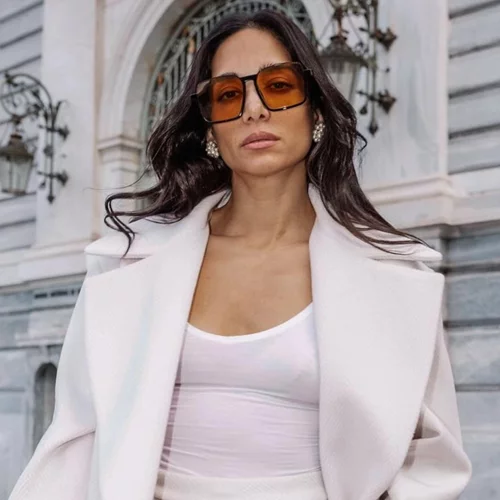 Ο σύγχρονος τρόπος για να δημιουργήσεις ένα double denim σύνολο σύμφωνα με τη Νάντια Ράπτη