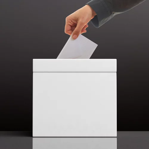 ΚΙΝΑΛ | Tα αποτελέσματα ανά περιφέρεια - Σάρωσε στην Κρήτη ο Ανδρουλάκης - Πού βγήκαν πρώτοι Παπανδρέου και Λοβέρδος