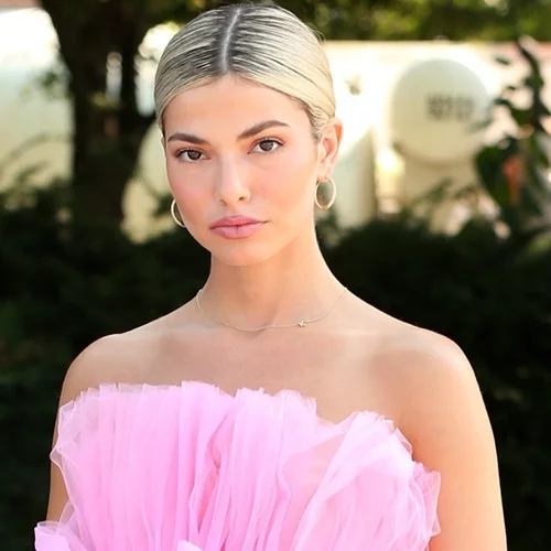 Baby Powder | 7 "εθιστικές" κρέμες σώματος με άρωμα πούδρας