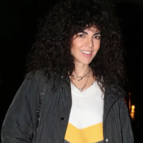 Μαρία Σολωμού | "Βλέπω κορίτσια 22 χρονών να κάνουν μπότοξ και fillers, δεν έχουν σπίτι;"